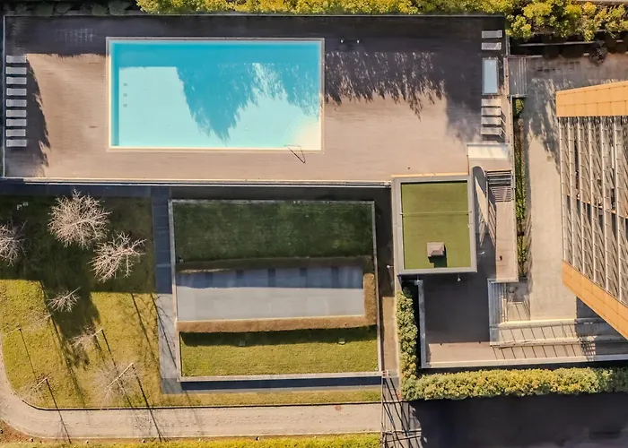 Giaxtower Gym Spa & Pool Oasis